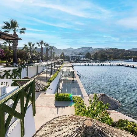 Peaceful Flat With Backyard In Bodrum * Akyarlar