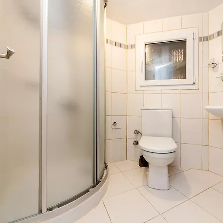 Peaceful Flat With Backyard In Bodrum *