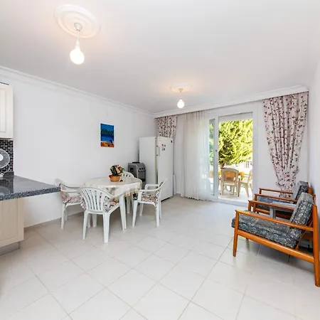 Peaceful Flat With Backyard In Bodrum * Akyarlar