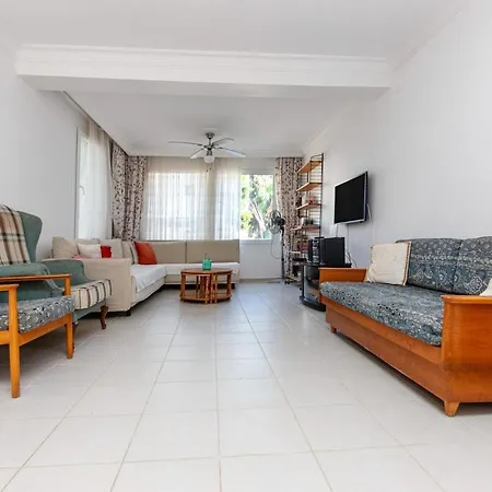 Peaceful Flat With Backyard In Bodrum * Akyarlar